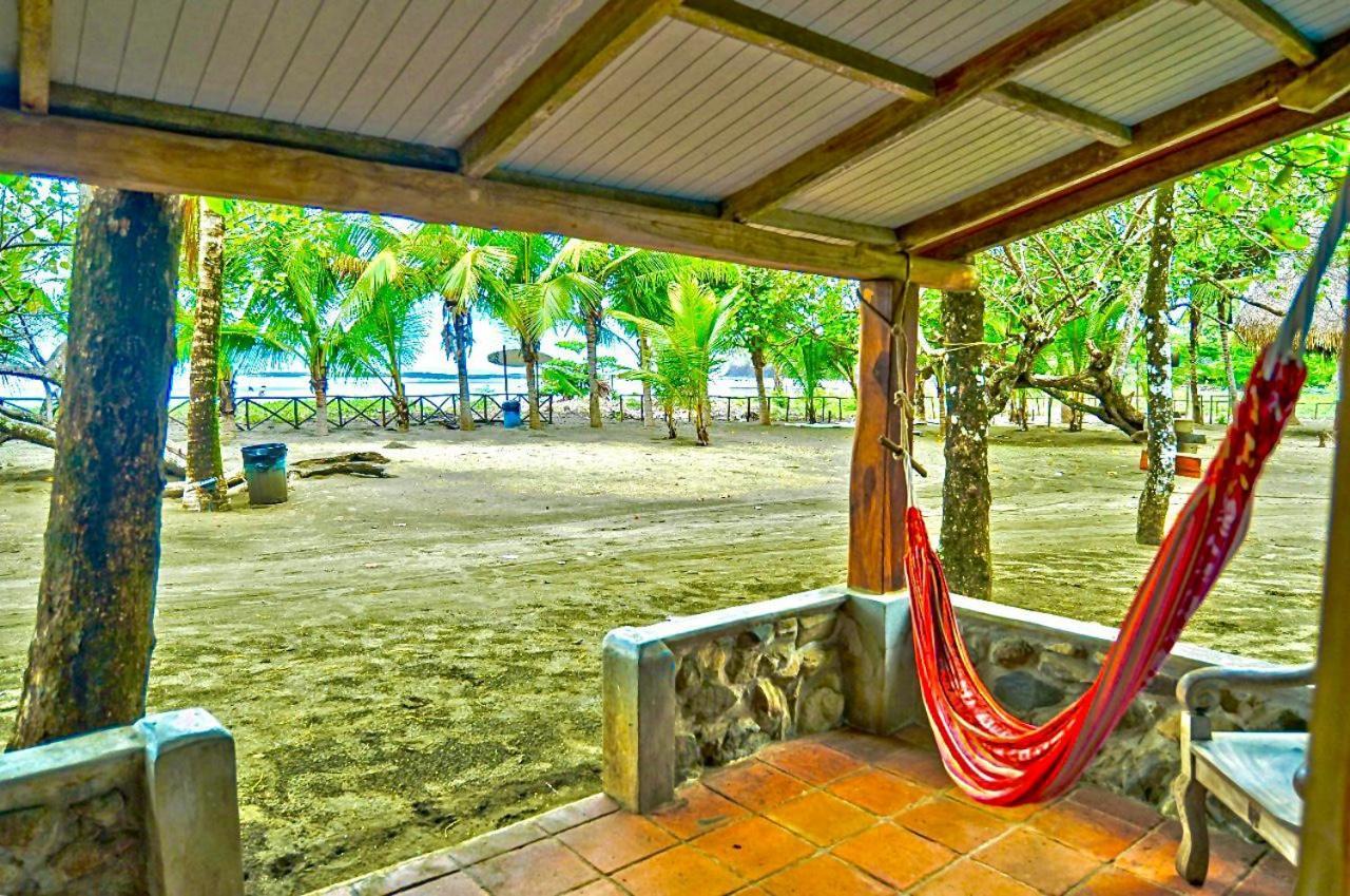 Hotel Oasis & Surf Camp Santa Catalina Exteriör bild