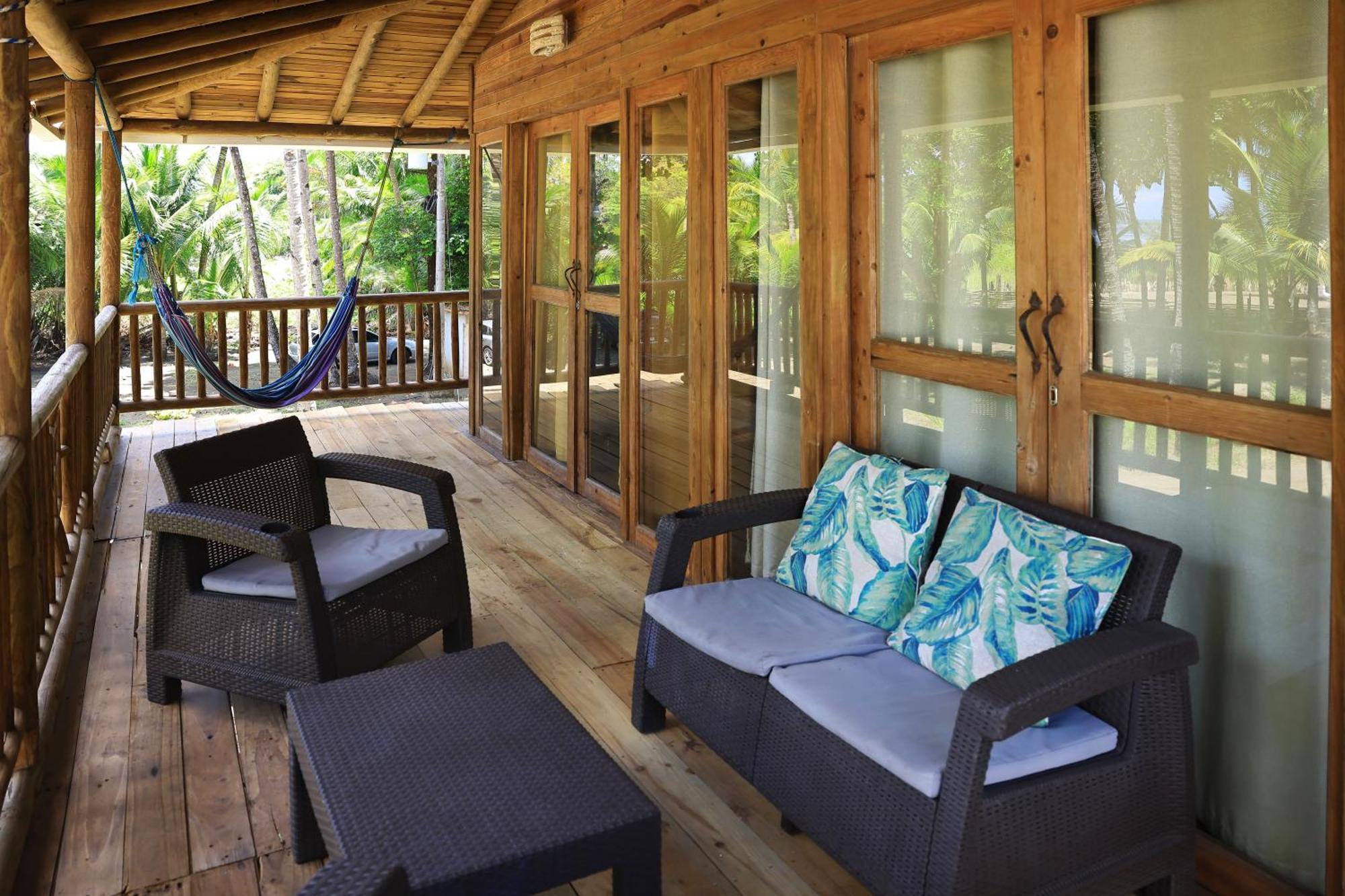 Hotel Oasis & Surf Camp Santa Catalina Exteriör bild