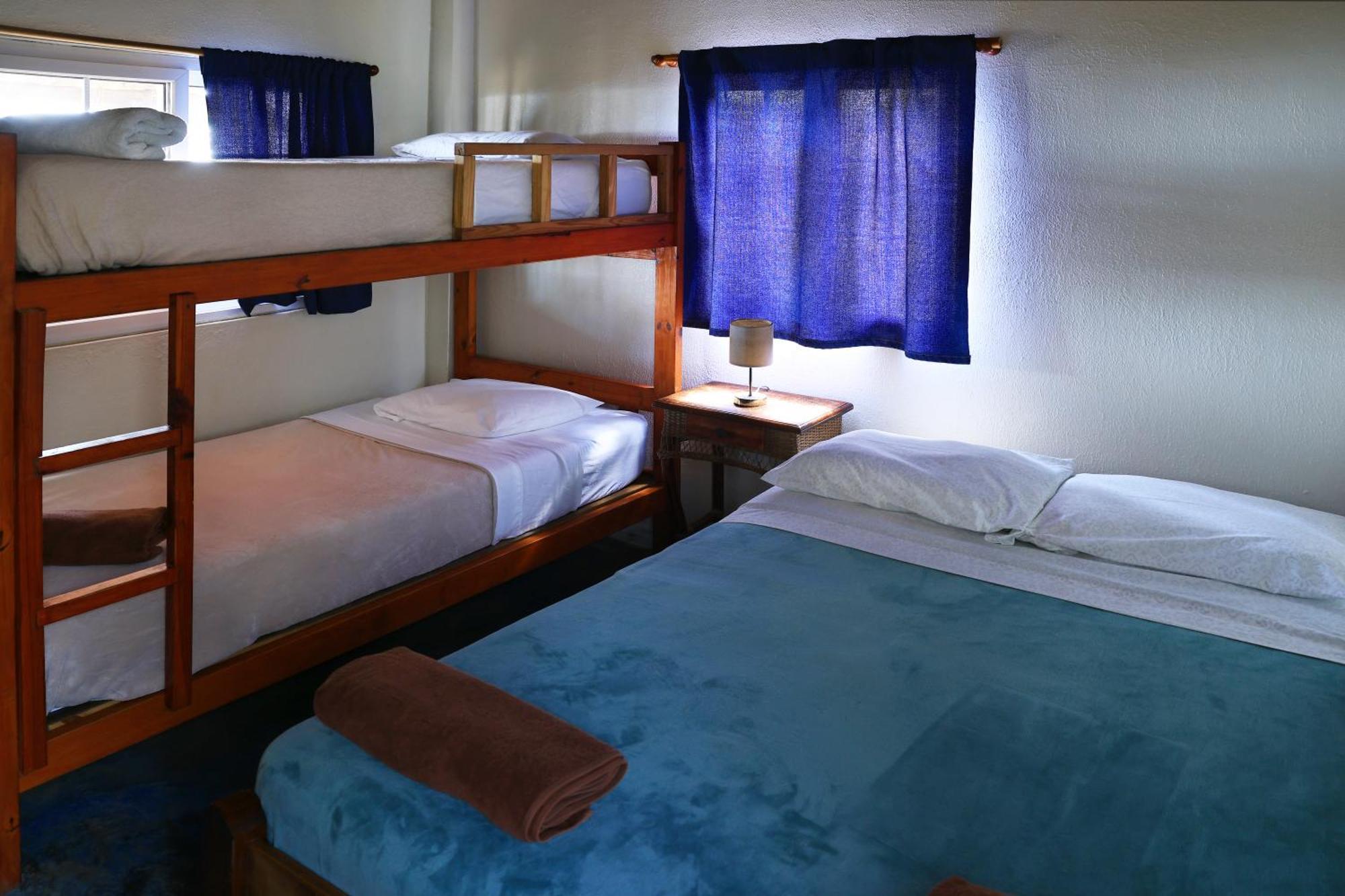 Hotel Oasis & Surf Camp Santa Catalina Exteriör bild